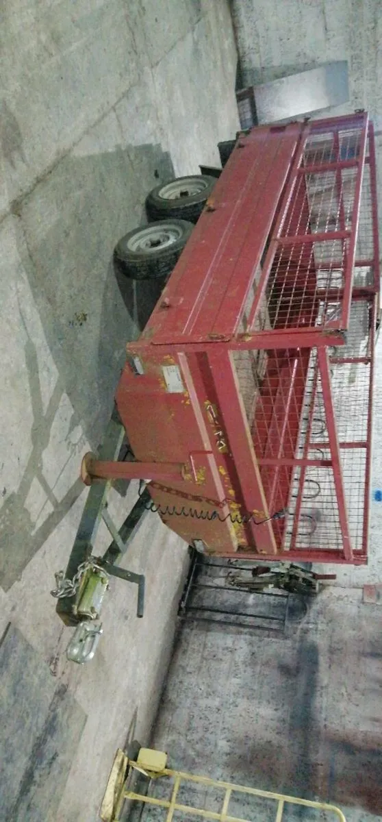 Trailers - Image 3