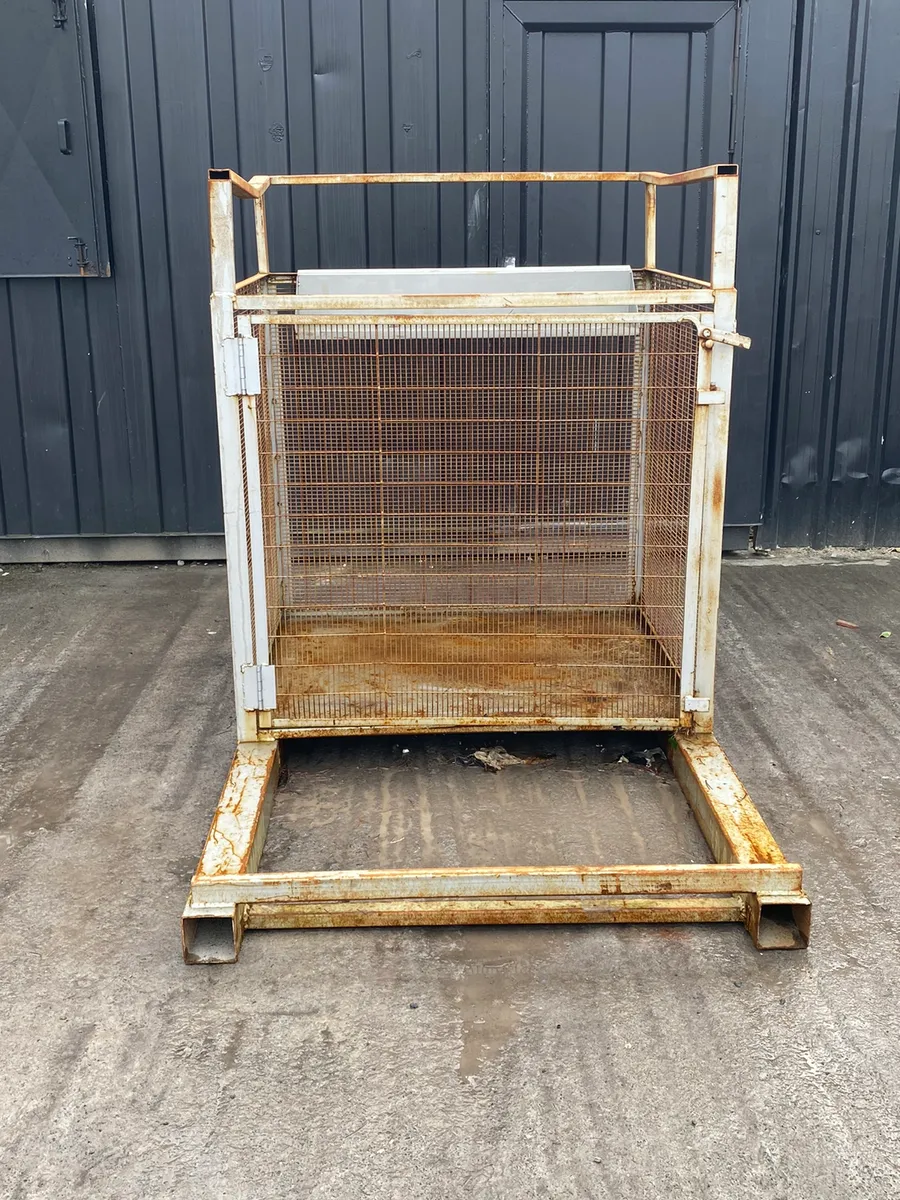 4ft x 3.5ft Man Basket - Image 2