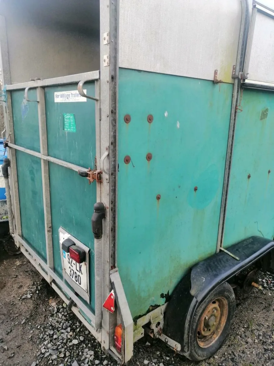 Horse box repairs - Image 3