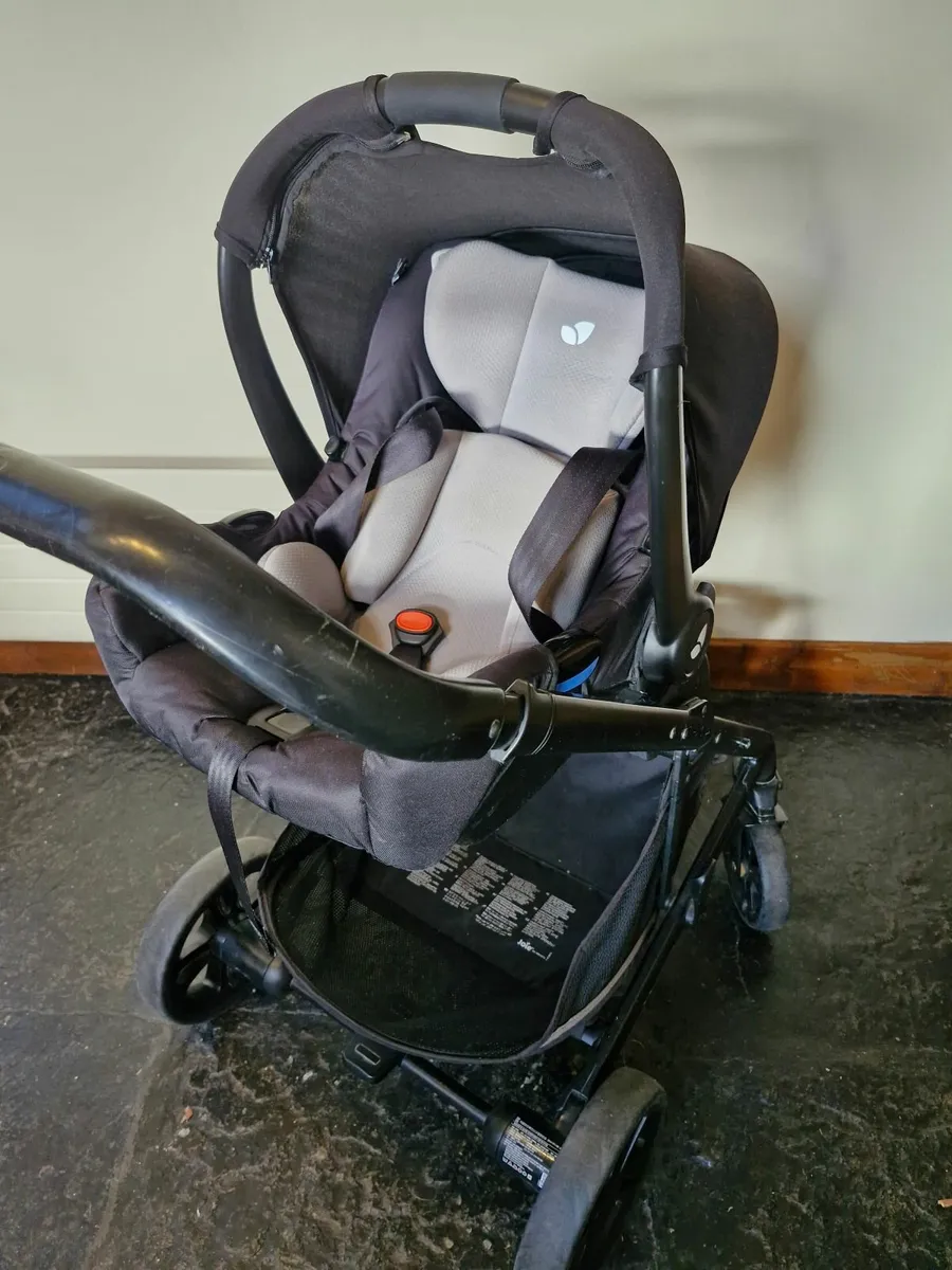 Joie Buggy Travel System