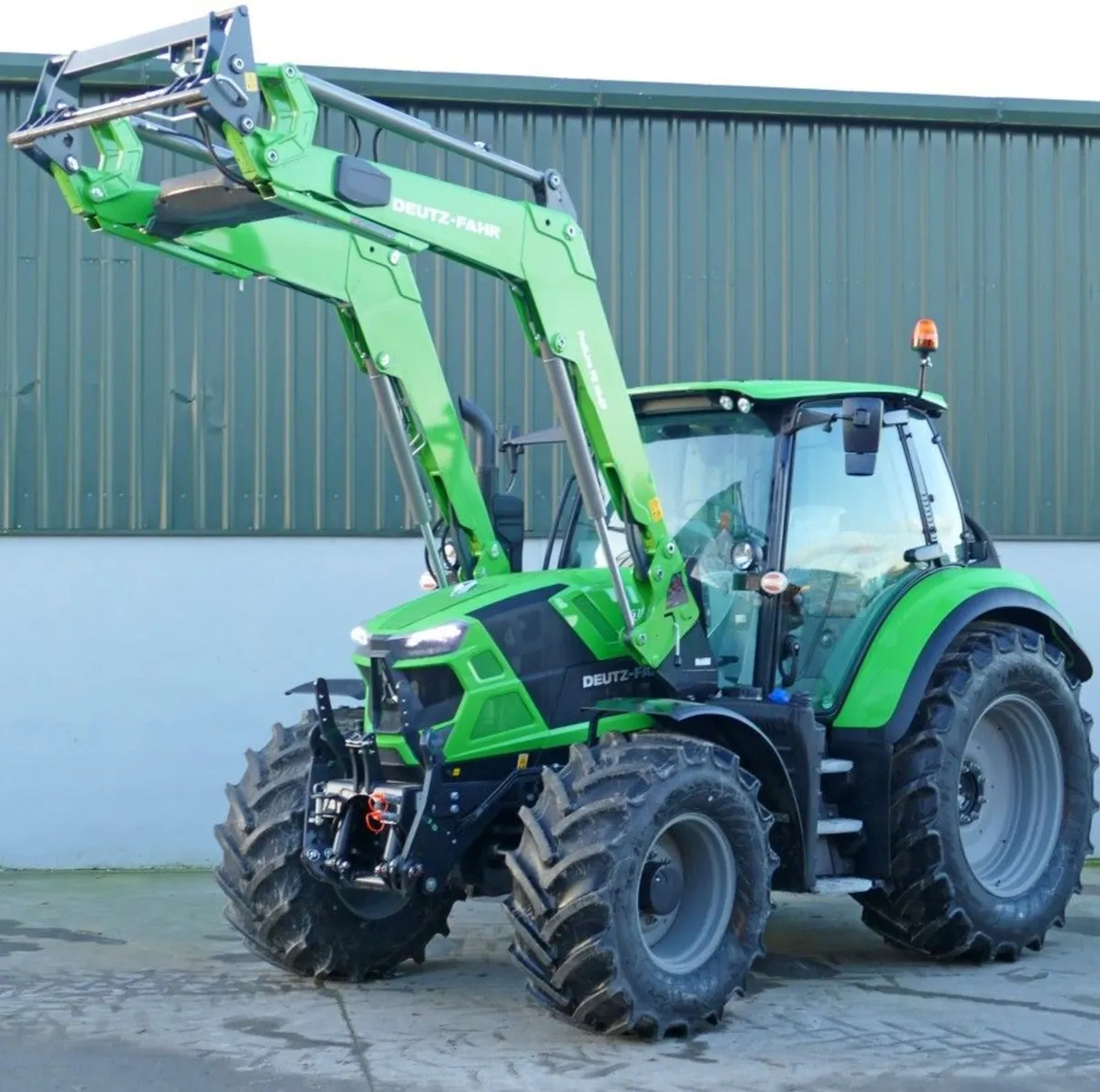 Deutz Fahr 6150.4 RV-Shift - Image 2