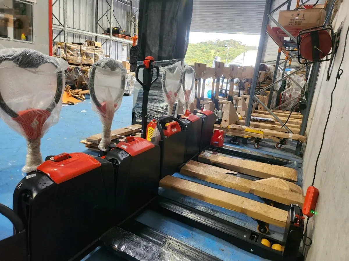 Electric Pallet Truck - Image 3
