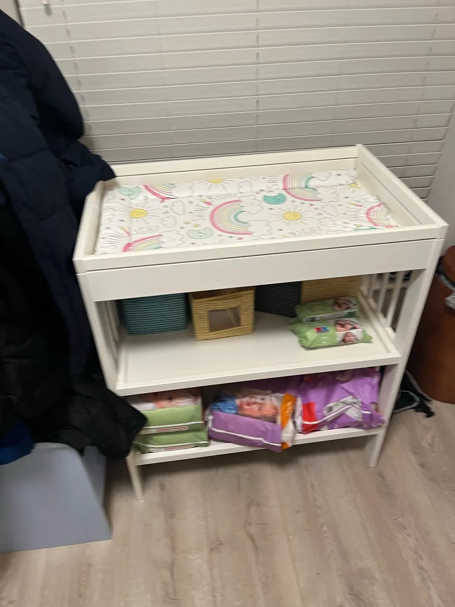 Gulliver hotsell changing table