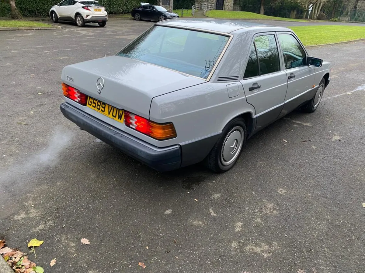 Mercedes-Benz 190 1990 - Image 4