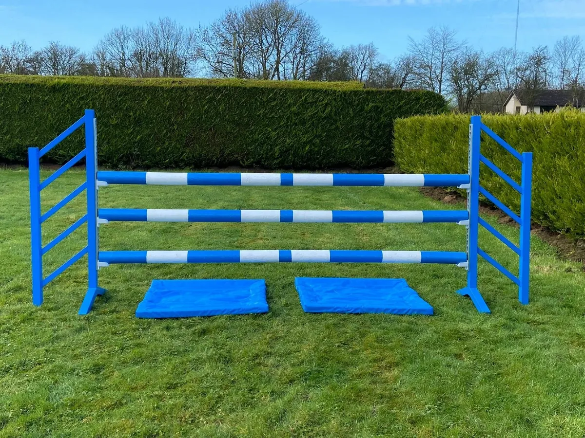 Show Jumps / Training Wings / Water Trays - Image 1