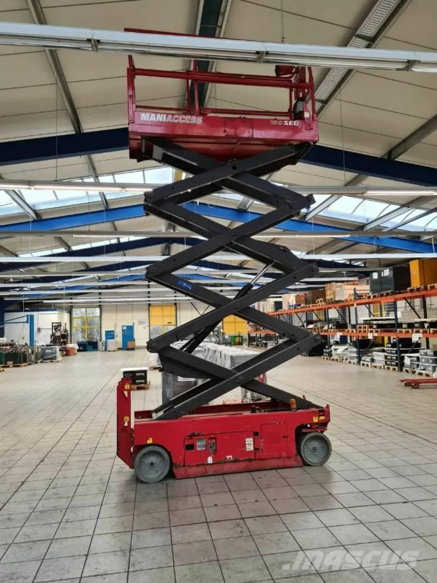 Scissor Lift MANITOU 100 SEC, 193 hours , 10m work - Image 2