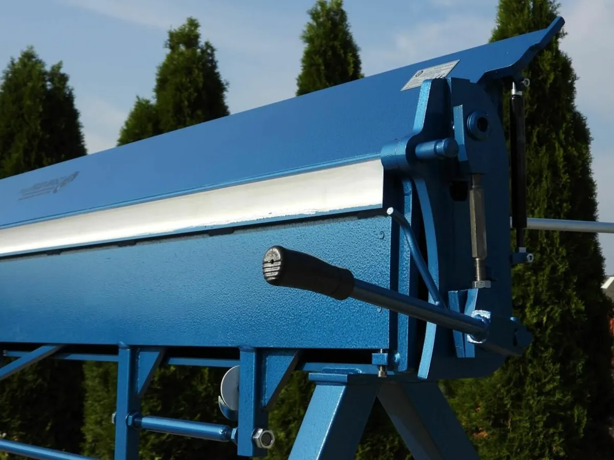 Sheet metal folder 3m-1mm of steel 560KG Strong! - Image 4