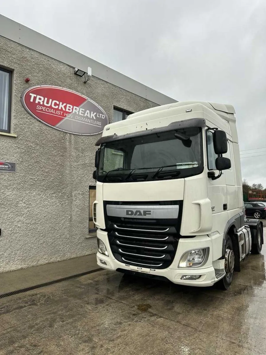 2016 DAF XF FOR BREAKING