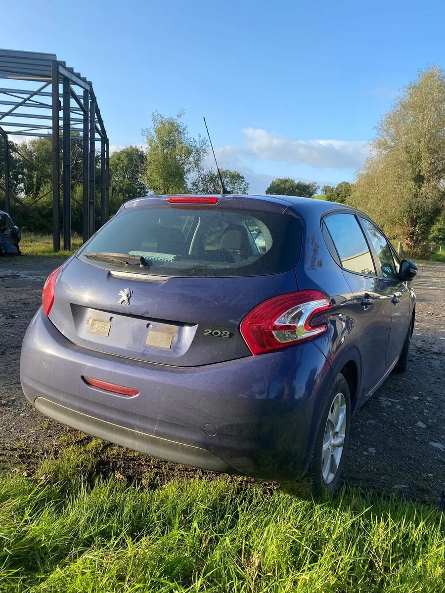 🟢 PEUGEOT 208 ACTIVE 2012-19 White&Blue⚠️BREAKING