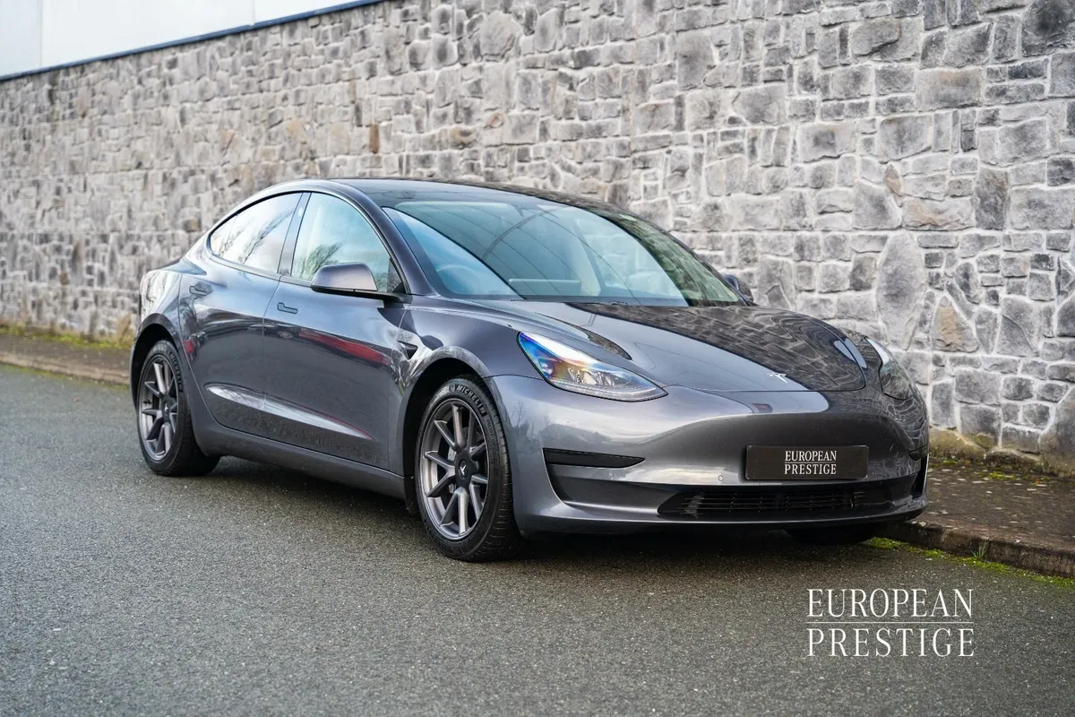2021 tesla model 3 standard range store plus rwd