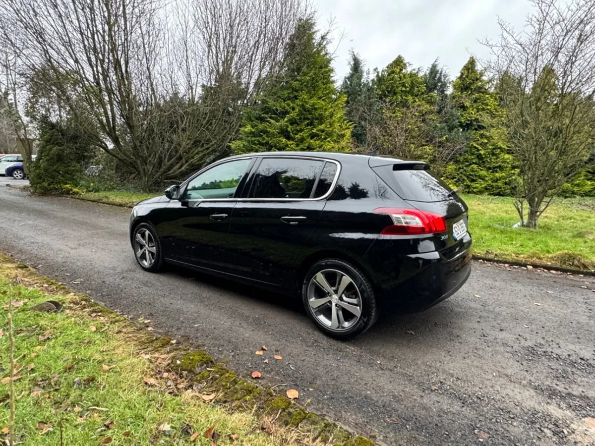 152 PEUGEOT 308 1.2 AUTOMATIC - Image 3