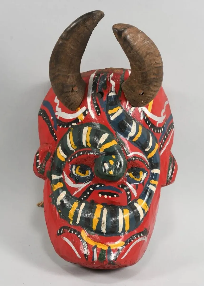 2 African wooden masks with antlers - Image 3