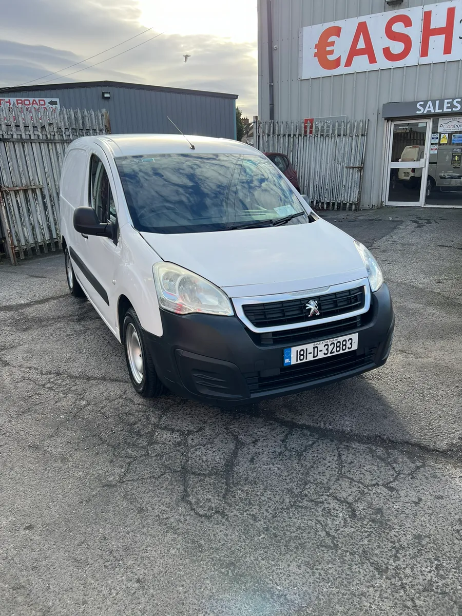 Peugeot Partner 1.6 Diesel 3 Seat New DOE - Image 2