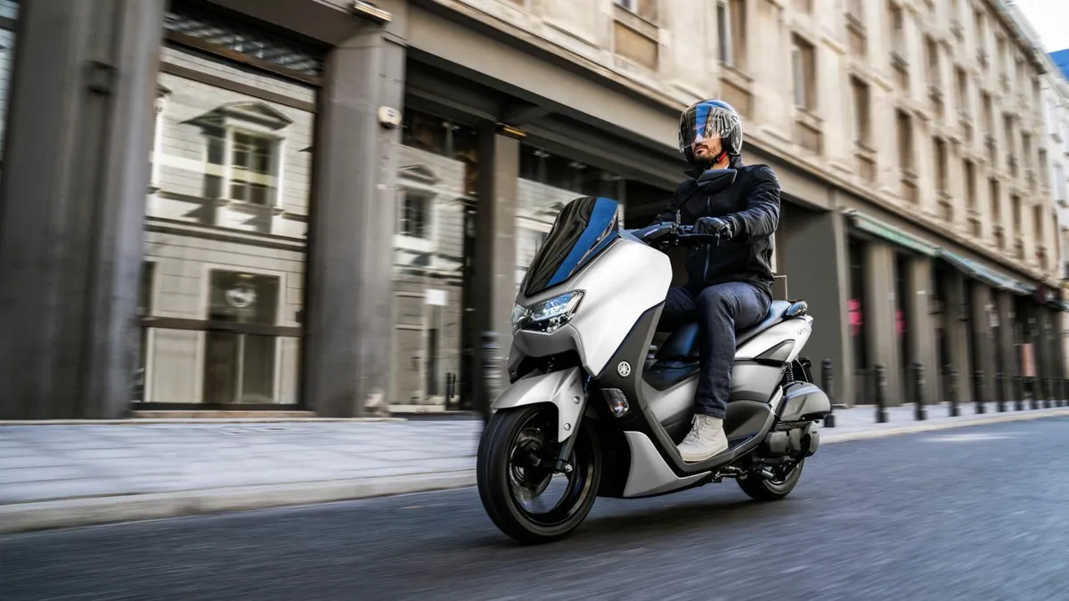 2024 YAMAHA NMAX 125 MOTO4U