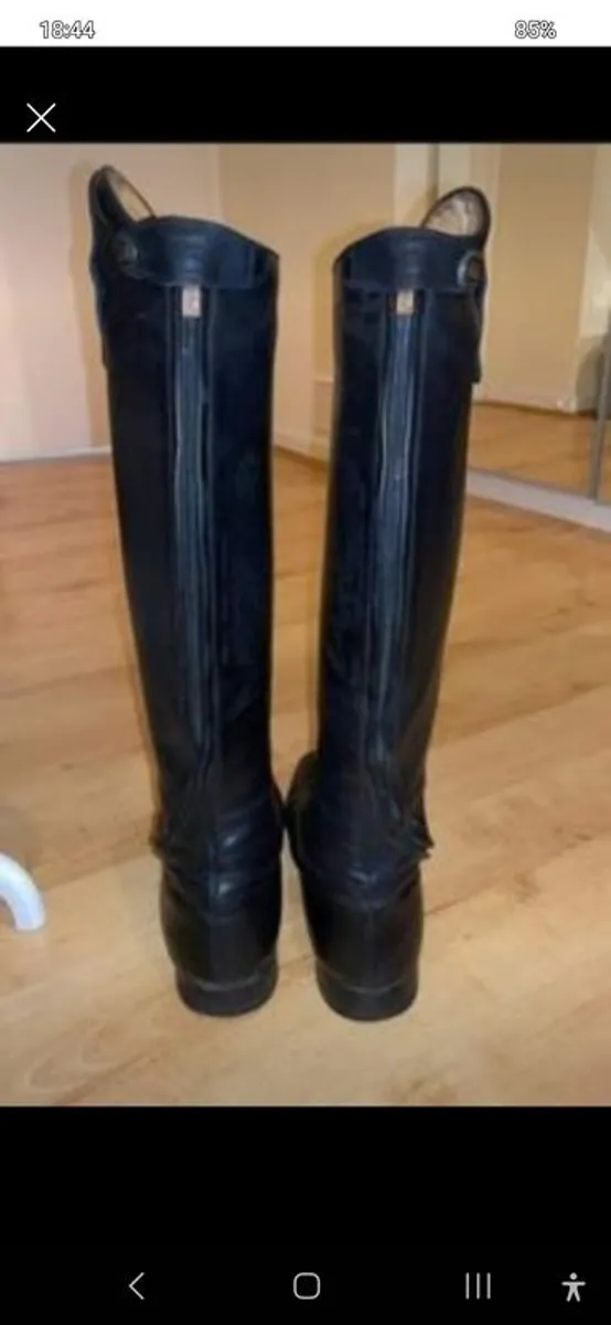 Leather riding store boots size 5