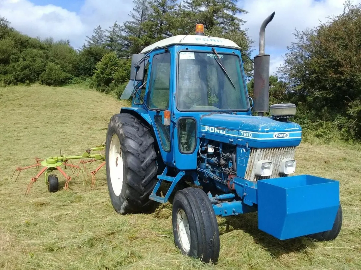 Tractor Weight box & Hydraulic pump - Image 1