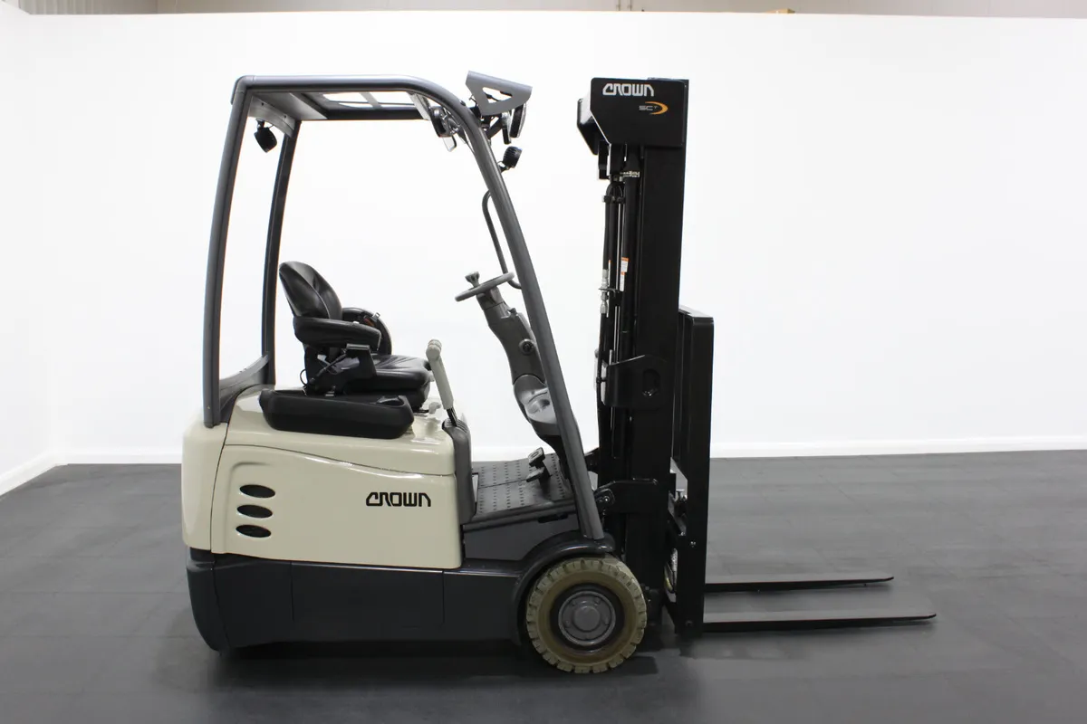 Crown 1.6T SCT 6020 Twin Wheel Electric 2016 - Image 4