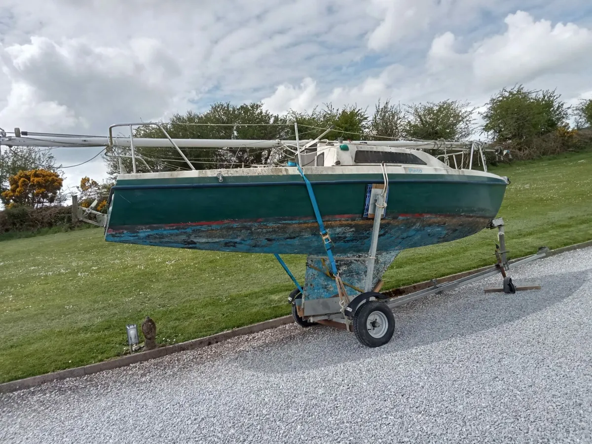 Hurley 22" sailing boat project with trailer €650 - Image 1
