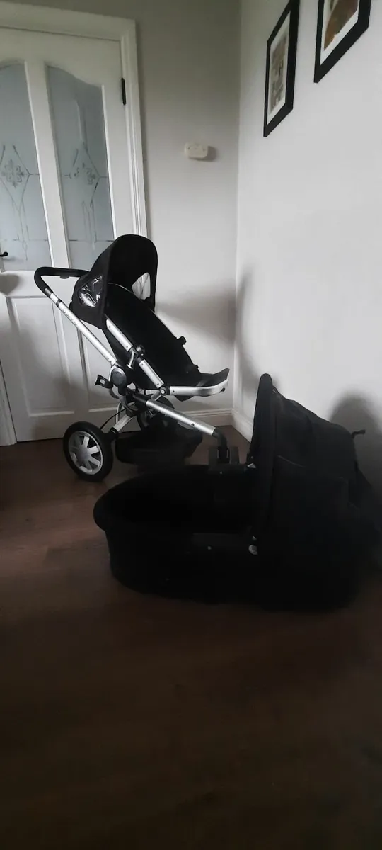 Quinny travel system - Image 1