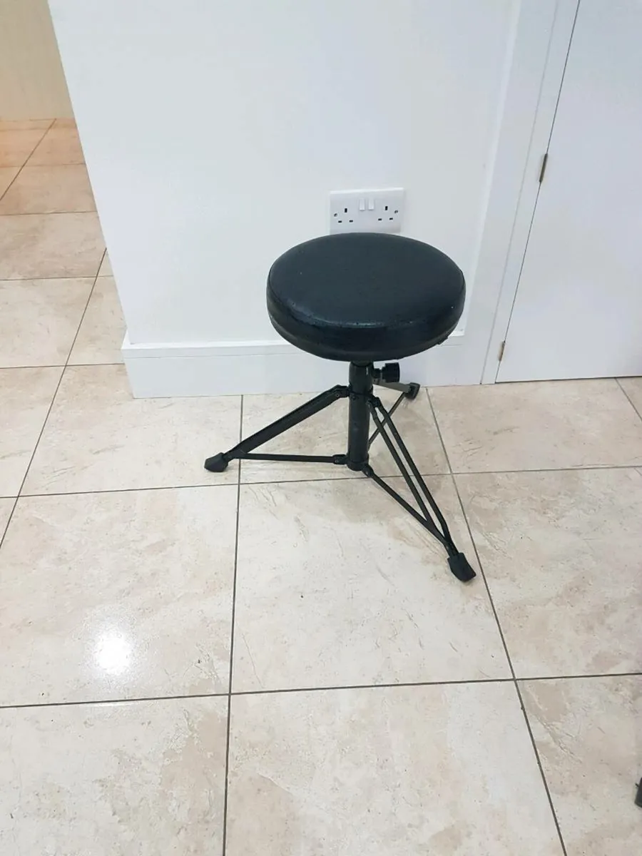 Music stool