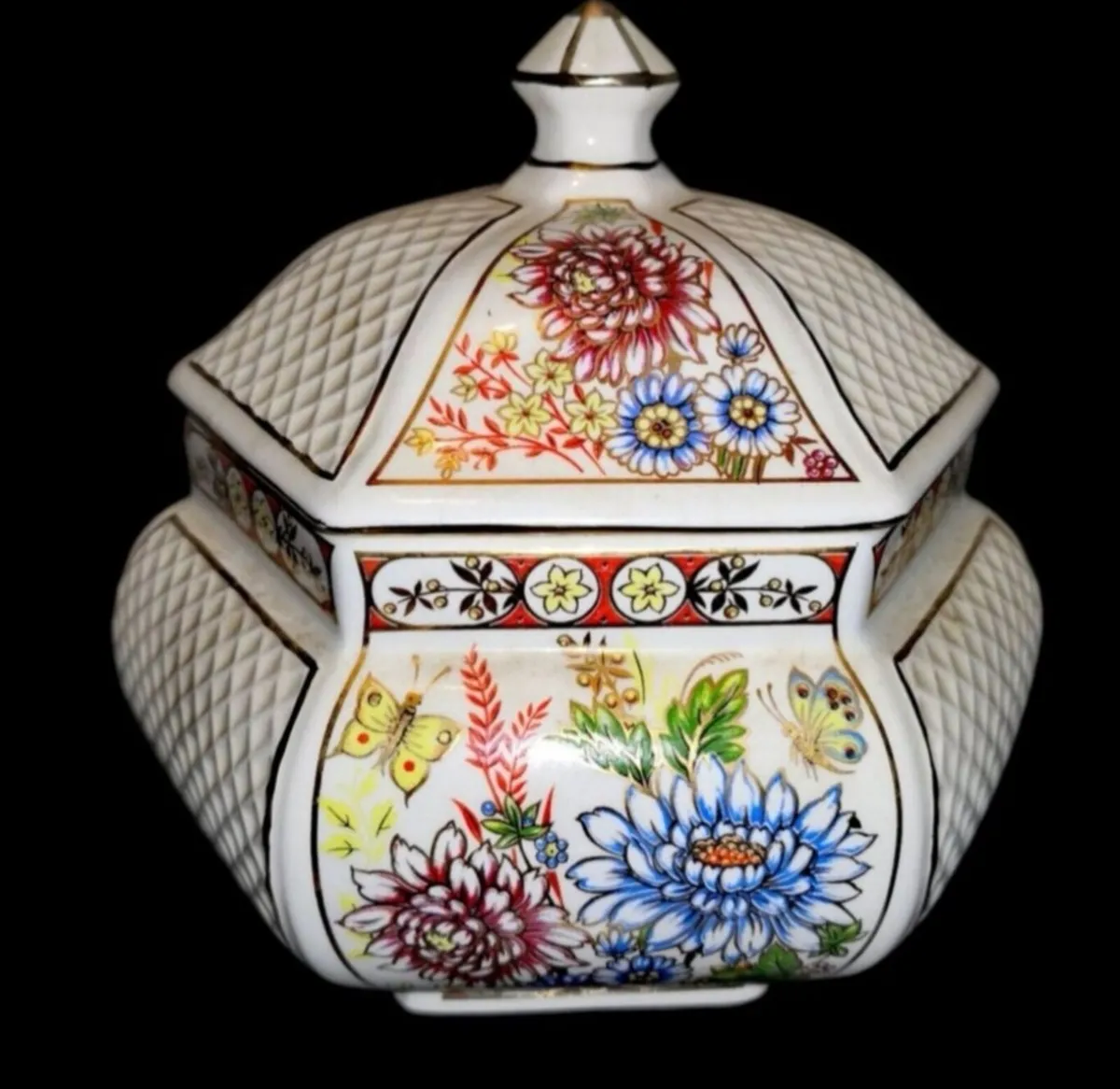 Handpainted Greek dish with gold - Image 1