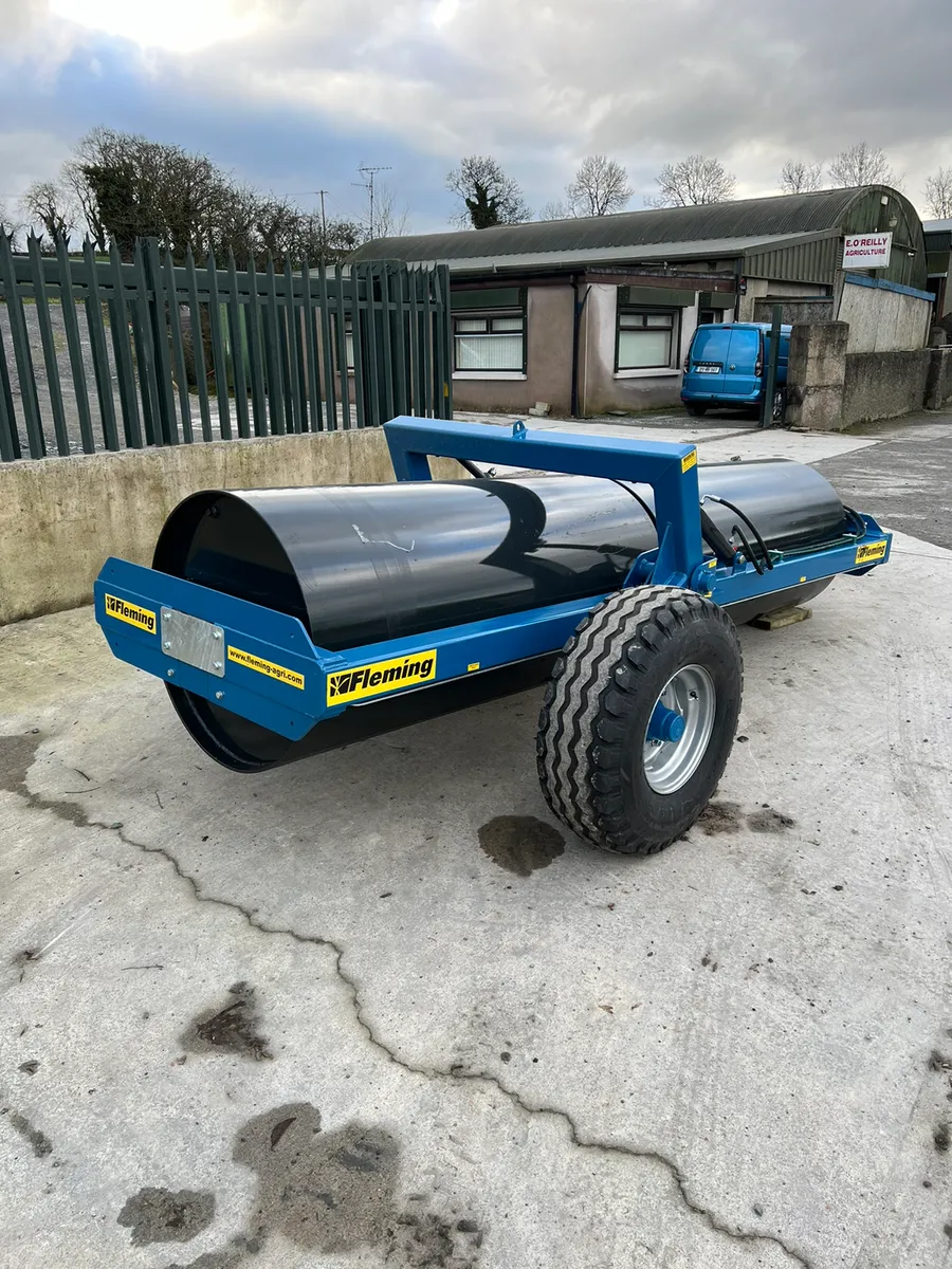 *** Fleming End Tow Roller 12 x 36 x 12 *** - Image 3