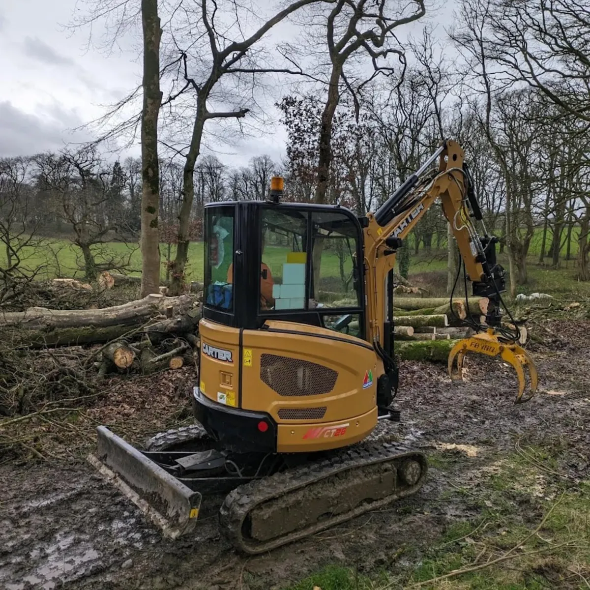 New Carter CT26 Mini Digger