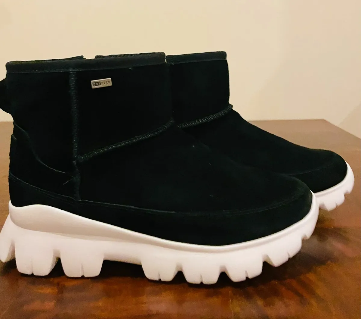 Ugg palomar hot sale sneaker