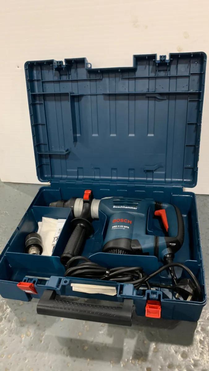 Bosch GBH 4-32 DFR Professional SDS Hammer Drill - Image 2