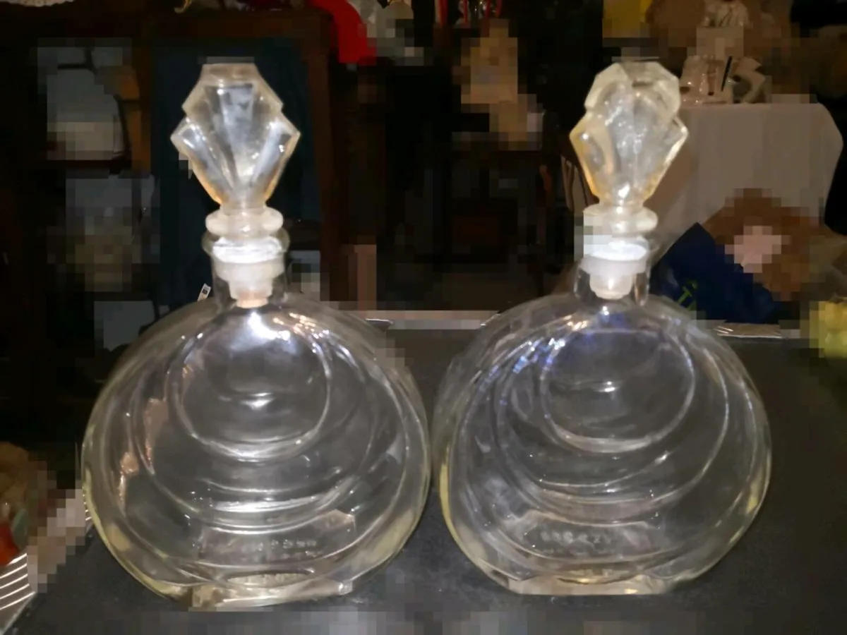 Pair of Art Deco heavy decanters - Image 1