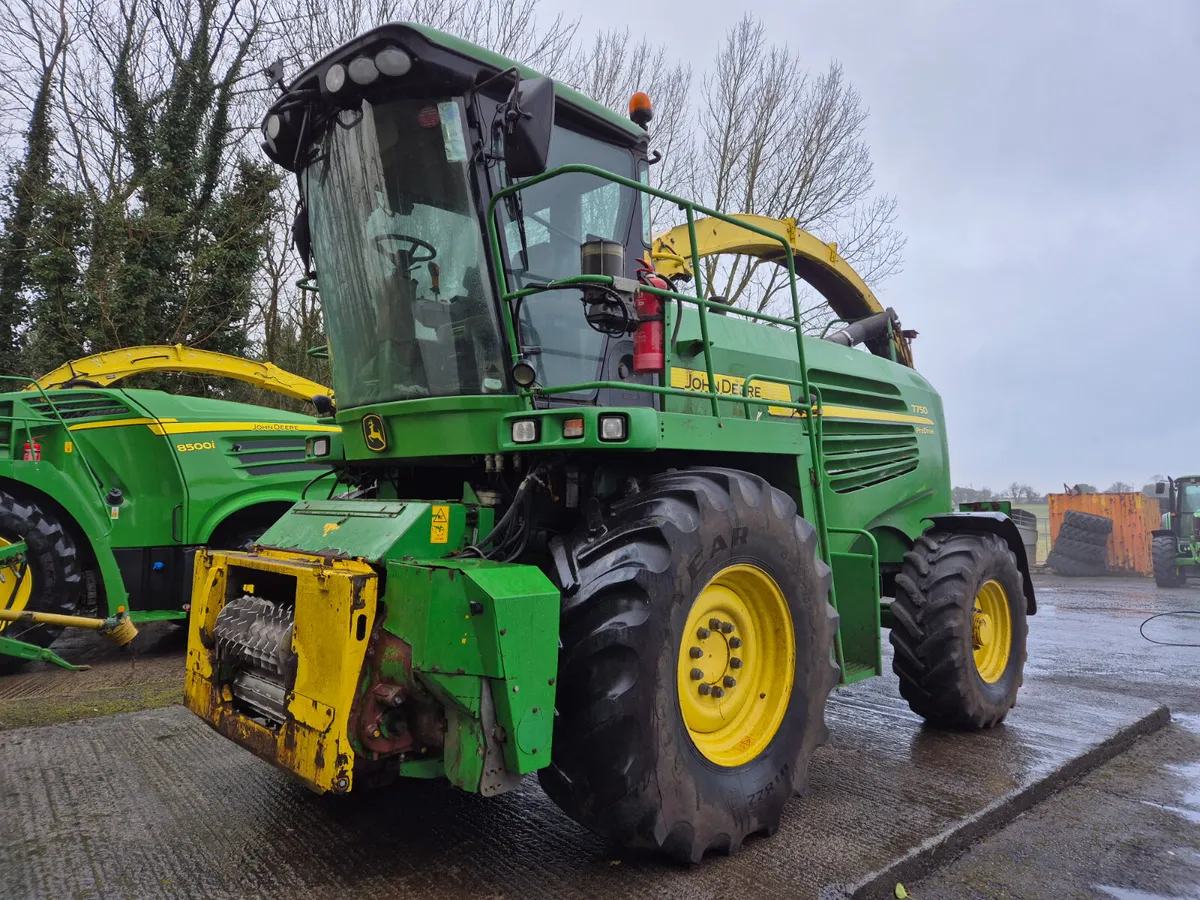 John Deere 7750 - Image 1