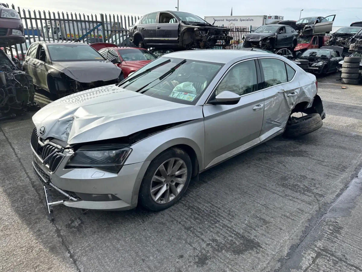 2016 SKODA SUPERB BREAKING - Image 2