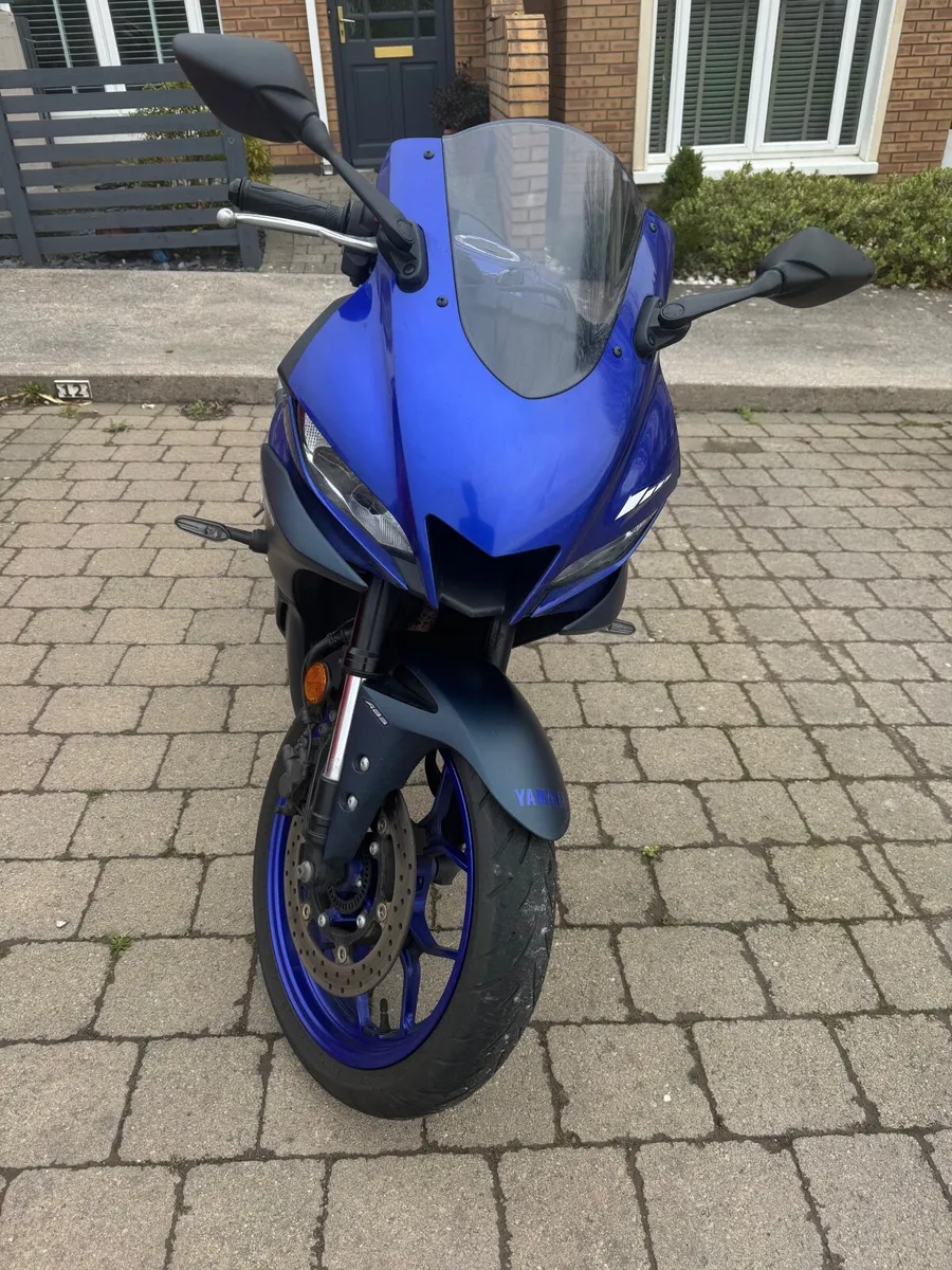 Yamaha R3