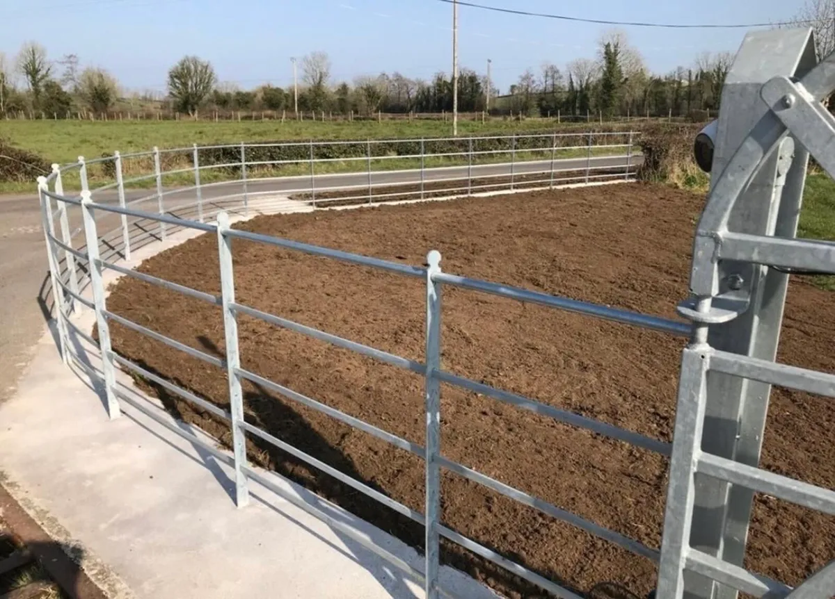 Estate Fencing & Gates - Image 3