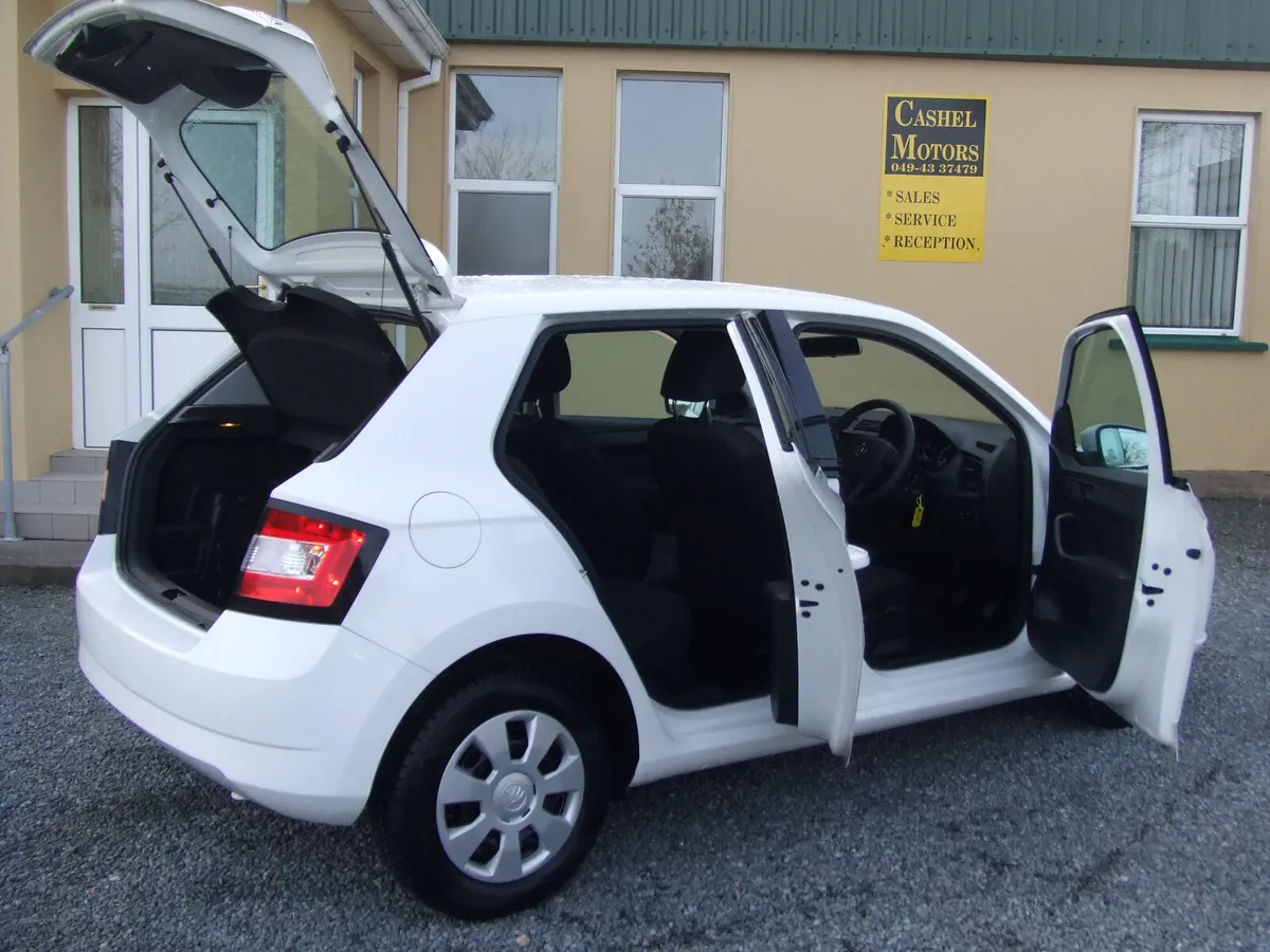 Skoda Fabia 1.0 One Owner in As New Condition - Image 3