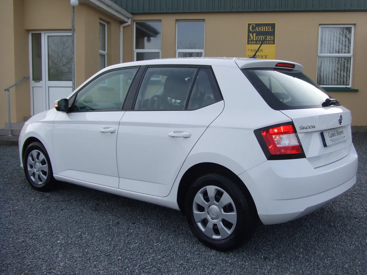 Skoda Fabia 1.0 One Owner in As New Condition - Image 4