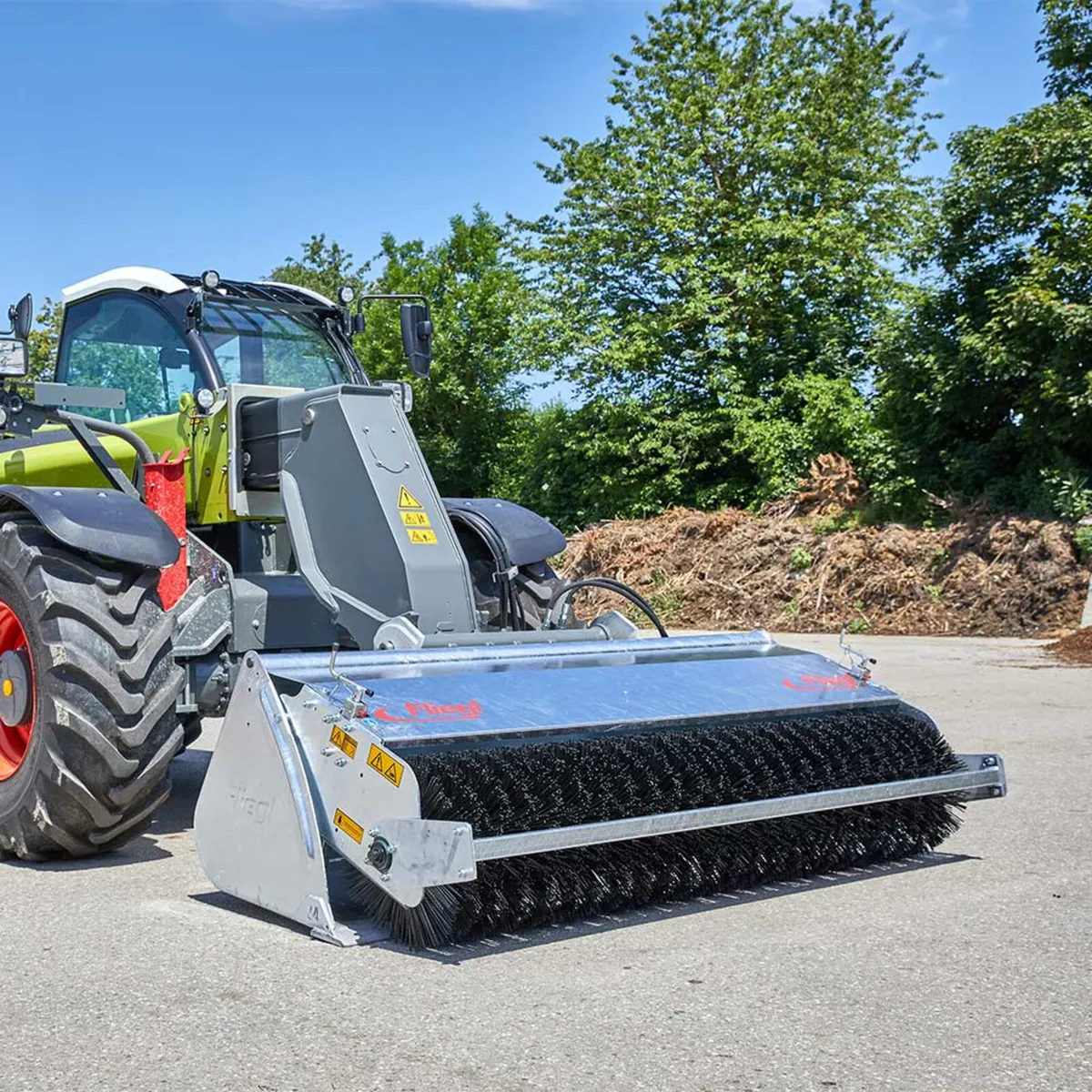 Fliegl PowerPro Sweeper bucket from Germany - Image 2