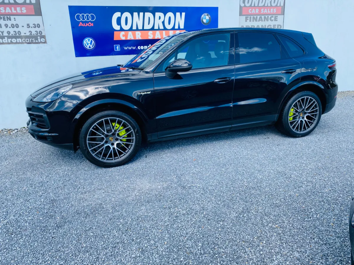 2020 (202) Porsche Cayenne 3.0 V6 E-HYBRID 5DR AUT - Image 3