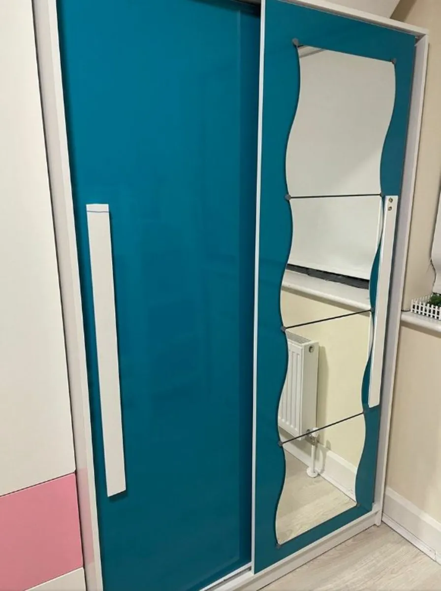 double door  sliding wardrobe