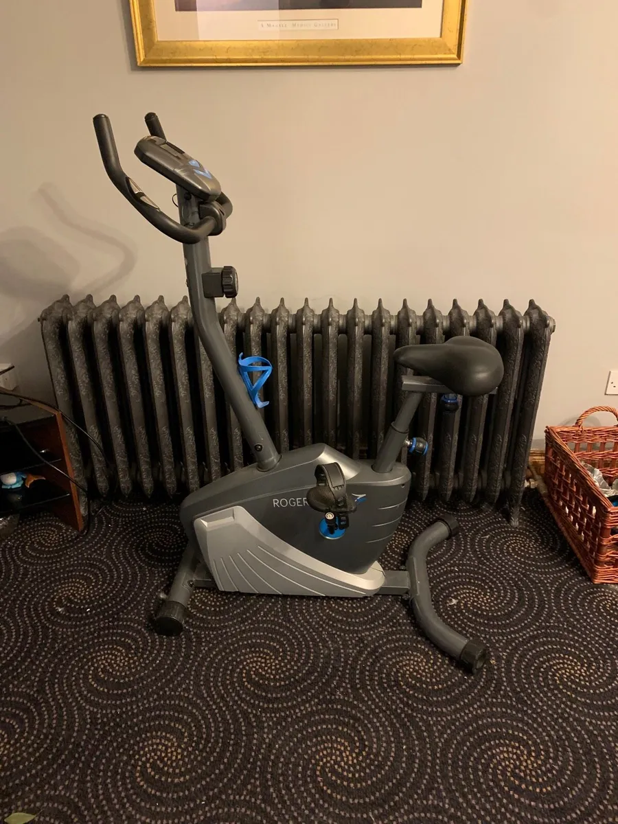 Roger black plus magnetic exercise bike hot sale