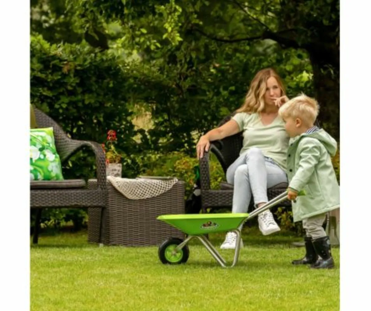 Childrens Wheel barrow - Image 1