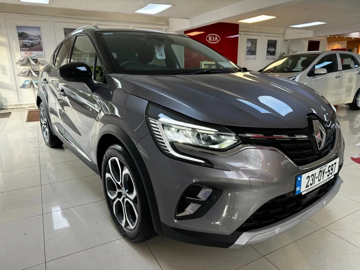 Renault Captur Techno TCE - Image 3