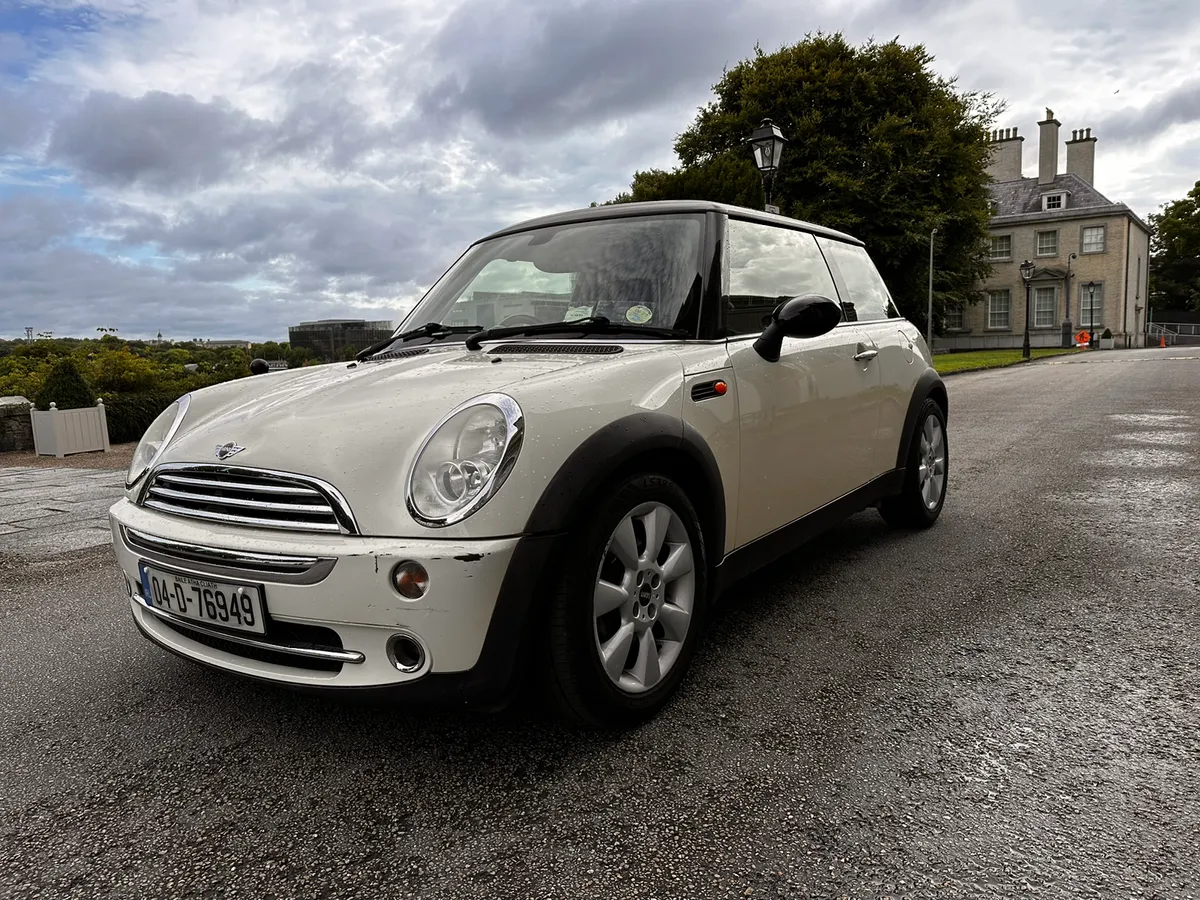 2004 MINI COOPER