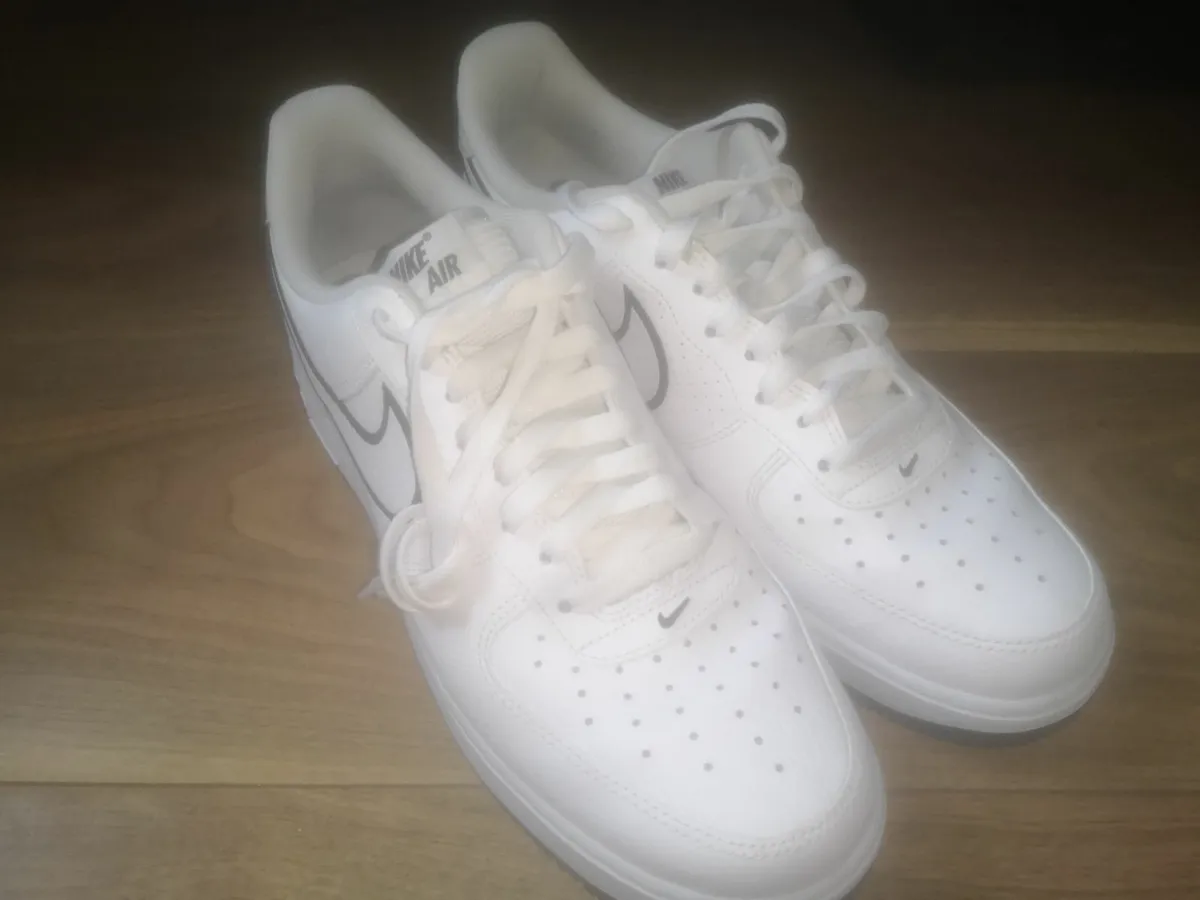 Nike air clearance force 1 gumtree