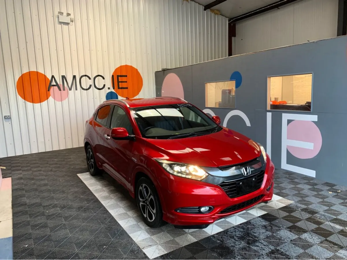 Honda Vezel Half Leather Trim / Heated Seats / Re for sale in Co