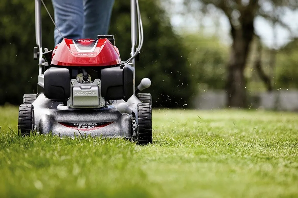 Honda Lawnmowers - 0% Finance Promotion - Image 4