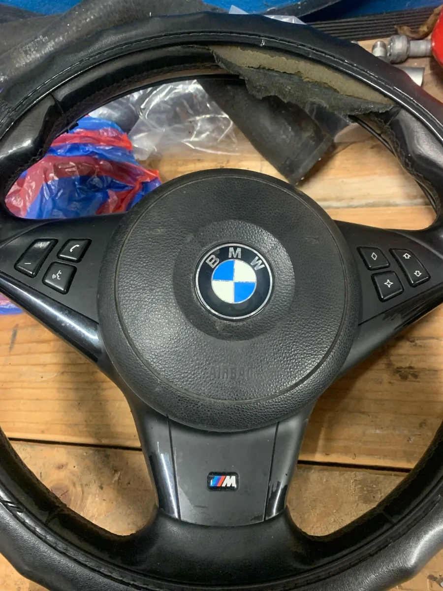 BMW E60 530d 520d Airbag & Big Screen - Image 1
