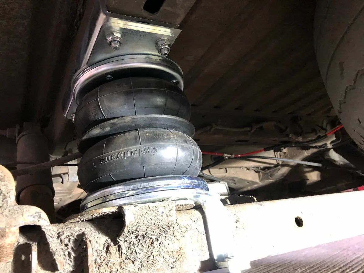 Renault Master air suspension kit - Image 1