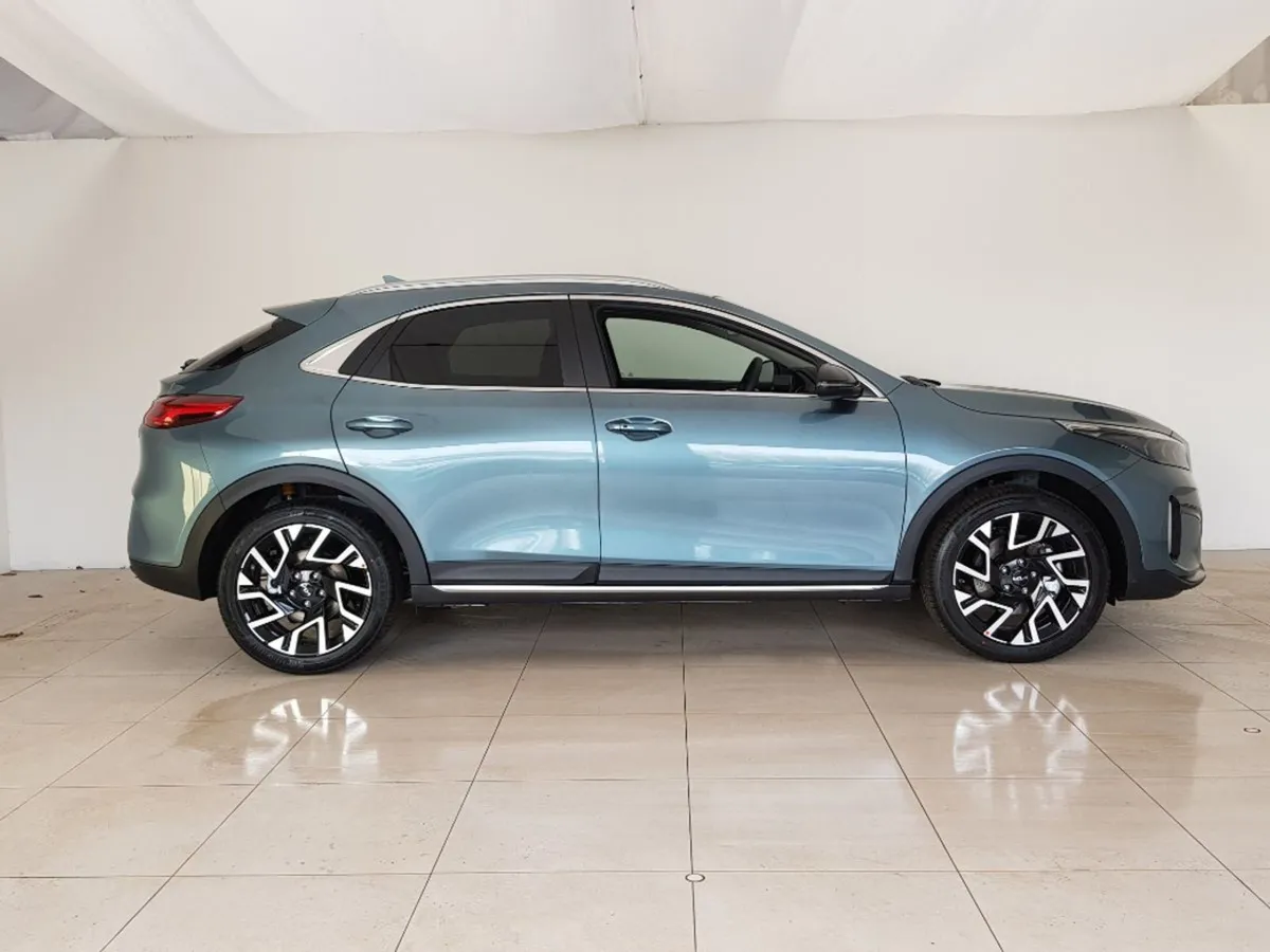 Kia Xceed 1.6 Phev - Image 3