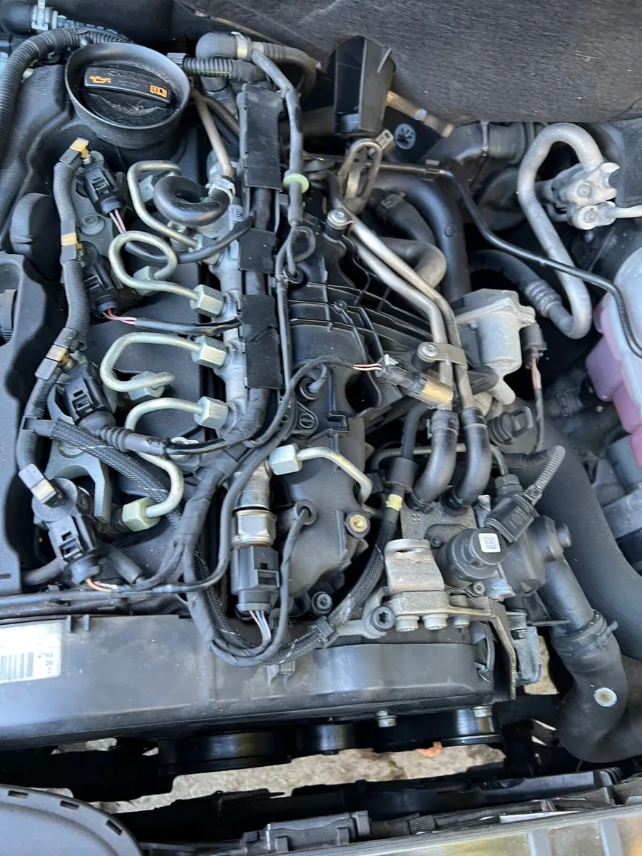 Breaking audi a6 c7 2012 2.0tdi CGLC NEJ LX7U - Image 3